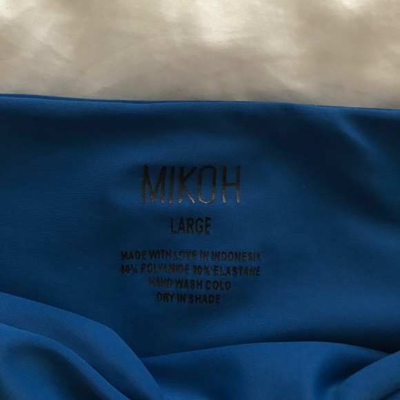 Mikoh Miyako Bottom AVAILABLE IN BLUE / Red sold - Picture 3 of 7